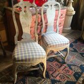 Paire de chaises suédoises peintes XVIII ème
