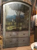 Armadio avec décor sur les 2 portes en façade et 2 tiroirs XVIII ème