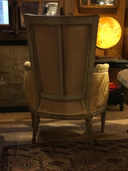 Bergère d’époque Louis XVI    ( patine d’origine )