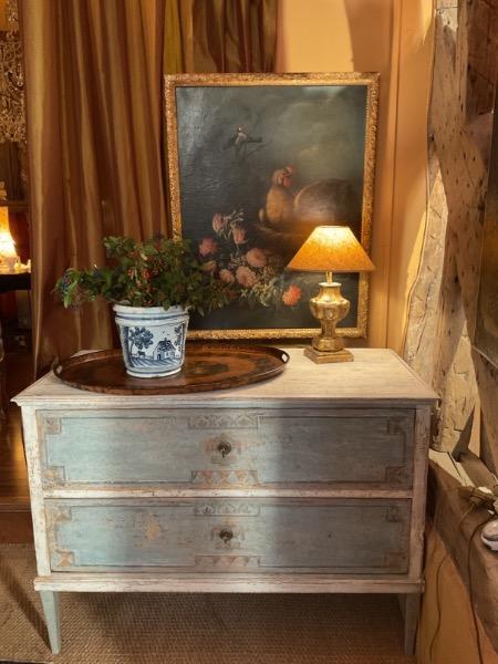 Commode peinte ouvrant sur 2 tiroirs XIX ème