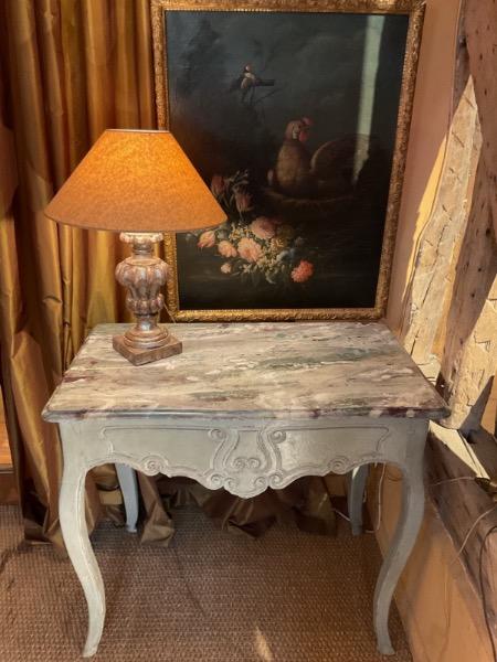 Console galbée peinte en bois sculpté (région Arles) avec un tiroir