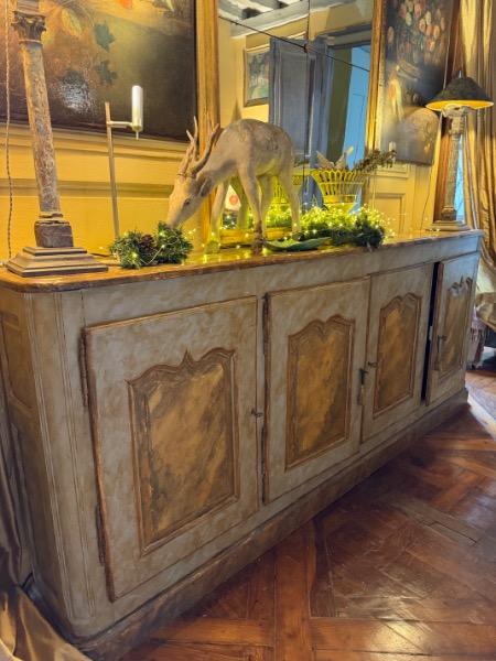 Enfilade peinte ( sud de la France ) 18 ème ( dos rapporté profondeur réduite )