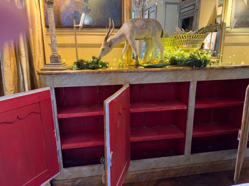 Enfilade peinte ( sud de la France ) 18 ème ( dos rapporté profondeur réduite )