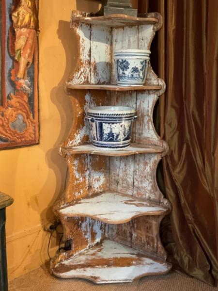 Étagère mouvementée XVIII ème à 5 niveaux