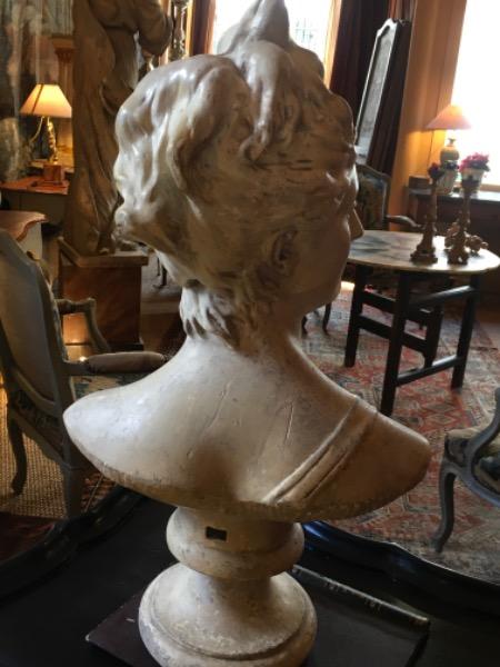 Grand buste de Diane par Eugène Denis Arrondelle . Plâtre XIX ème