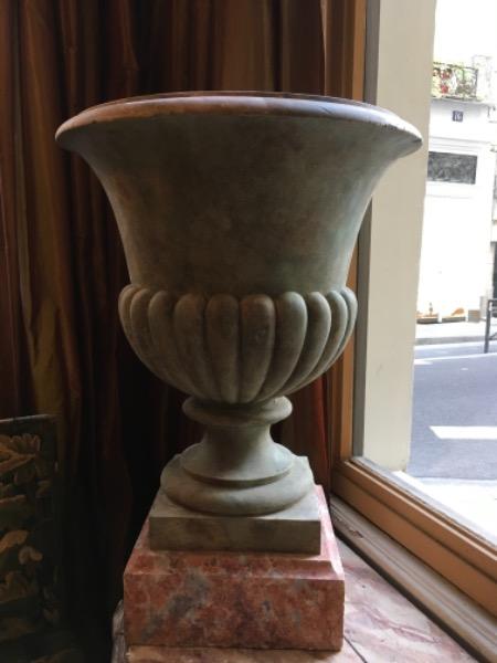 Grande vasque d’orangerie en stuc XX ème 