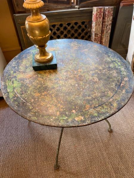 Guéridon de jardin en fer XIX ème