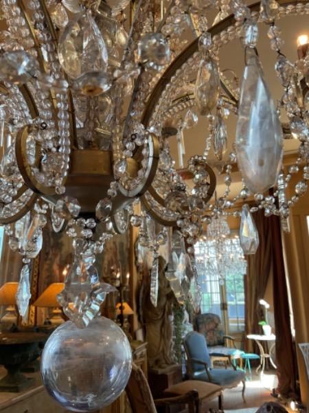 Lustre-cage à 12 lumières ( lustre salle de bal ) hôtel particulier de Naples en cristal et verre