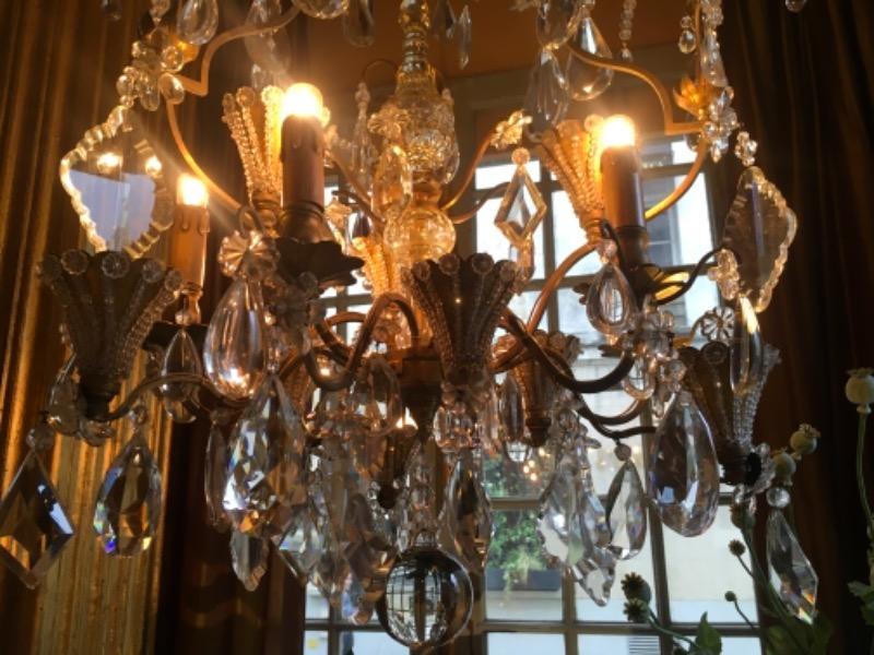 Lustre-cage Baguès début de siècle à 6 lumières et 12 réflecteurs en verre et cristal 