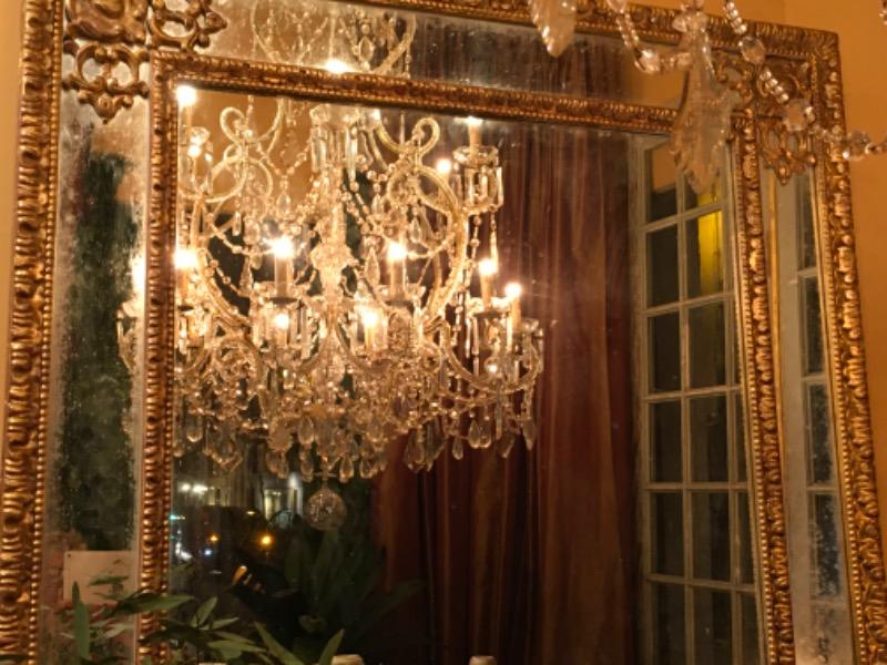 Lustre turinois à 18 lumières sur 2 étages fin XIX ème ( cristal et verre)