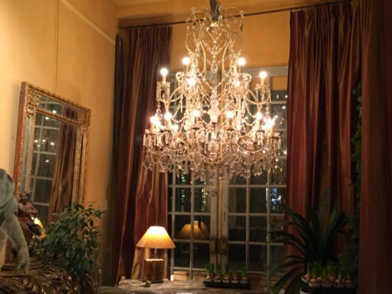 Lustre turinois à 18 lumières sur 2 étages fin XIX ème ( cristal et verre)