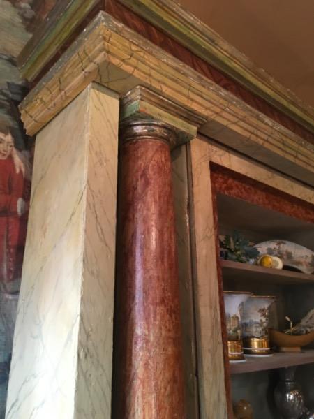 Meuble de boiserie formant 2 corps début XIX ème (provenance Milan )