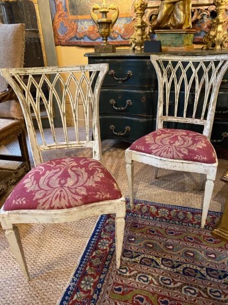 Paire de chaises italiennes ( directoire ) à châssis 