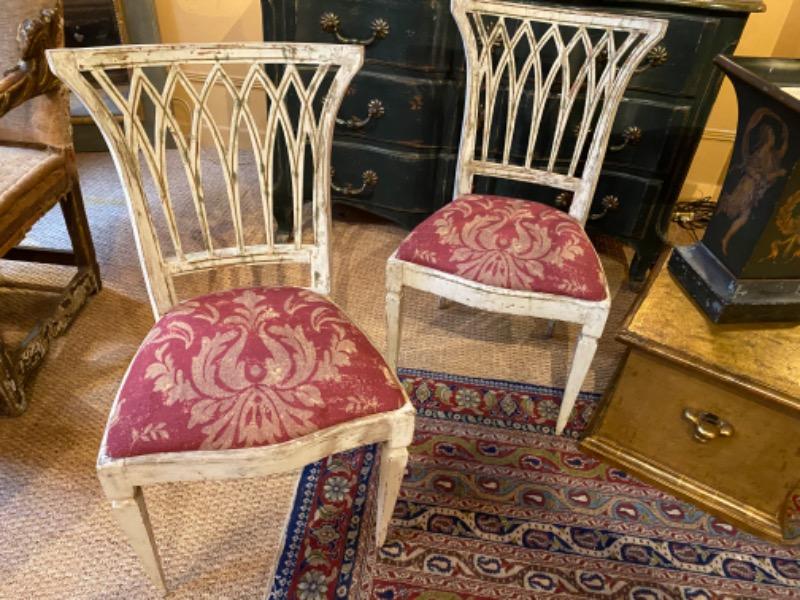 Paire de chaises italiennes ( directoire ) à châssis 