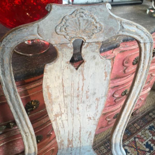Paire de chaises suédoises peintes XVIII ème