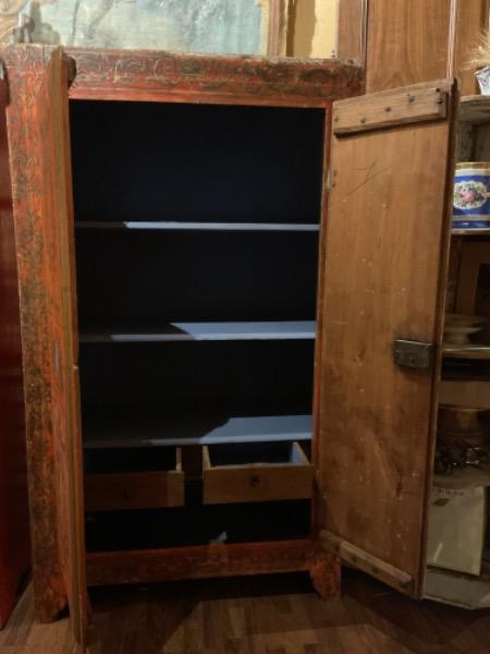 Paire de petites armoires d’Uzès peintes 18 ème ( à rafraîchir ? )