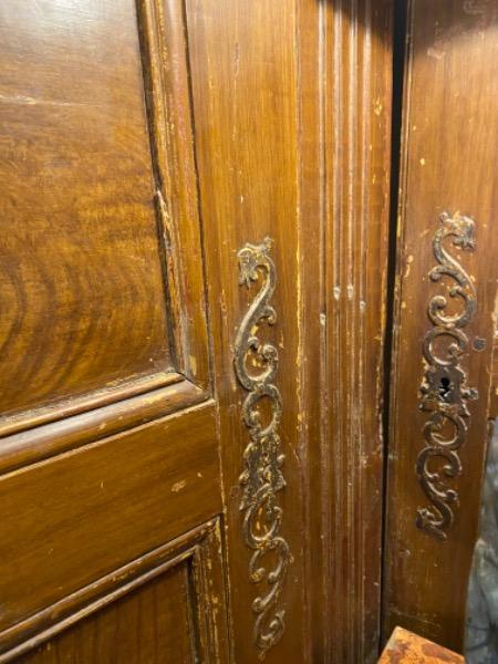 Paire de portes d’époque Louis XVI avec leurs ferrures d’époque 