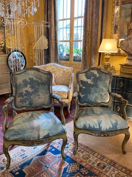 Paire de sièges gênois peints ( Italie  XVIII ème ) à châssis 