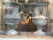 Paire de vases en terre cuite fin XIX ème ( belle patine )
