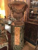 Paire de vasques en terre cuite ( intérieur en plomb ) d.´époque 18 ème - accidents et manque sur les têtes d´animaux