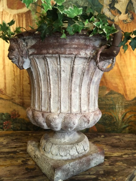 Paire de vasques imitation terre cuite XX ème 