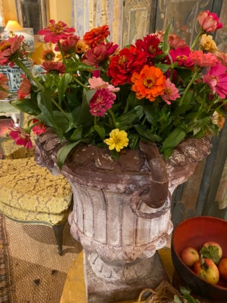 Paire de vasques imitation terre cuite XX ème 