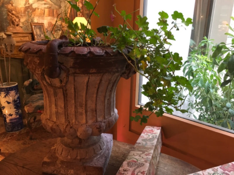 Paire de vasques imitation terre cuite XX ème 