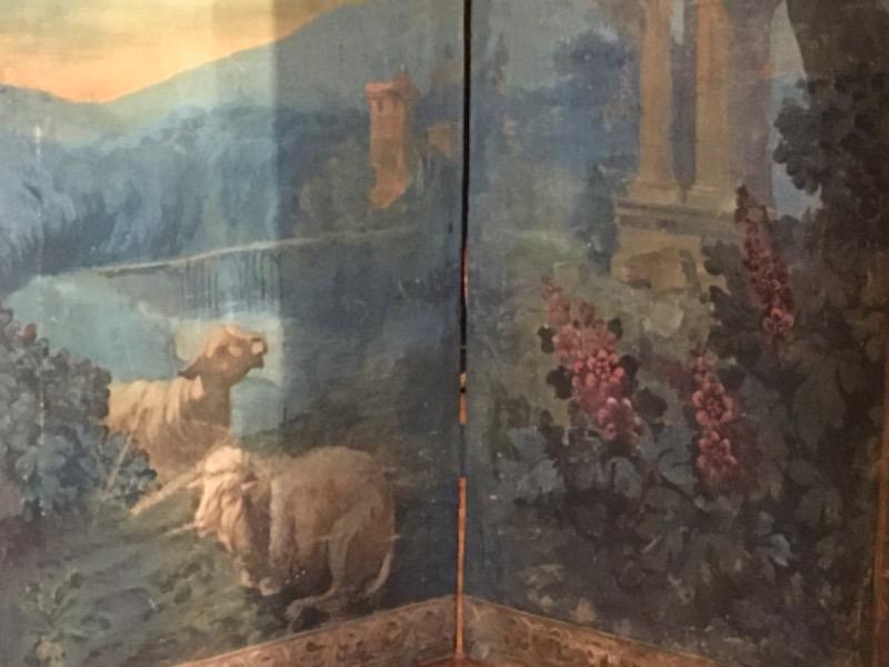 Paravent 5 feuilles époque XVIII ème.             ( Sud de la France )