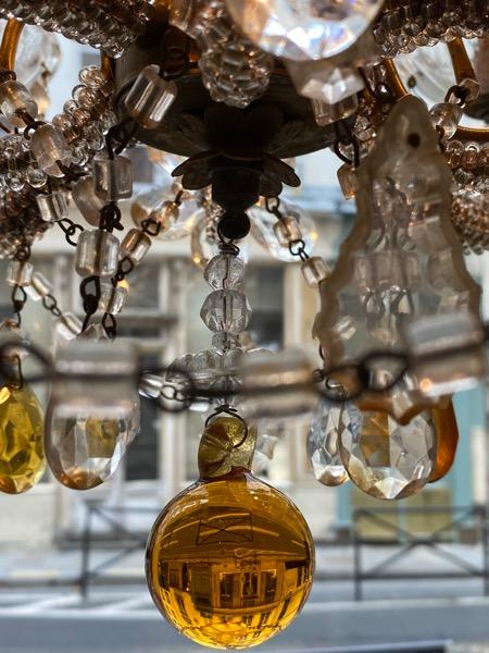 Petit lustre d’alcôve couleur ambre XX ème à 4 lumières 