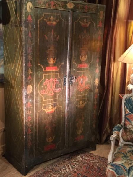 Rare armoire d’Uzès d’époque XVIII ème ( dans son jus )