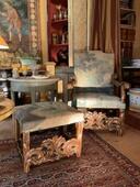 Siège d’apparat avec son tabouret ( italie 18 ème ) tissus de créateur 