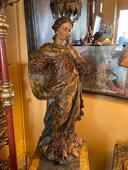 Statue en bois sculpté 18 ème ( restant de polychromie )