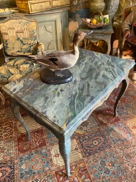 Table volante XVIII ème peinte plateau fx marbre