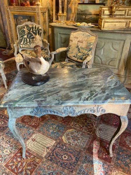 Table volante XVIII ème peinte plateau fx marbre